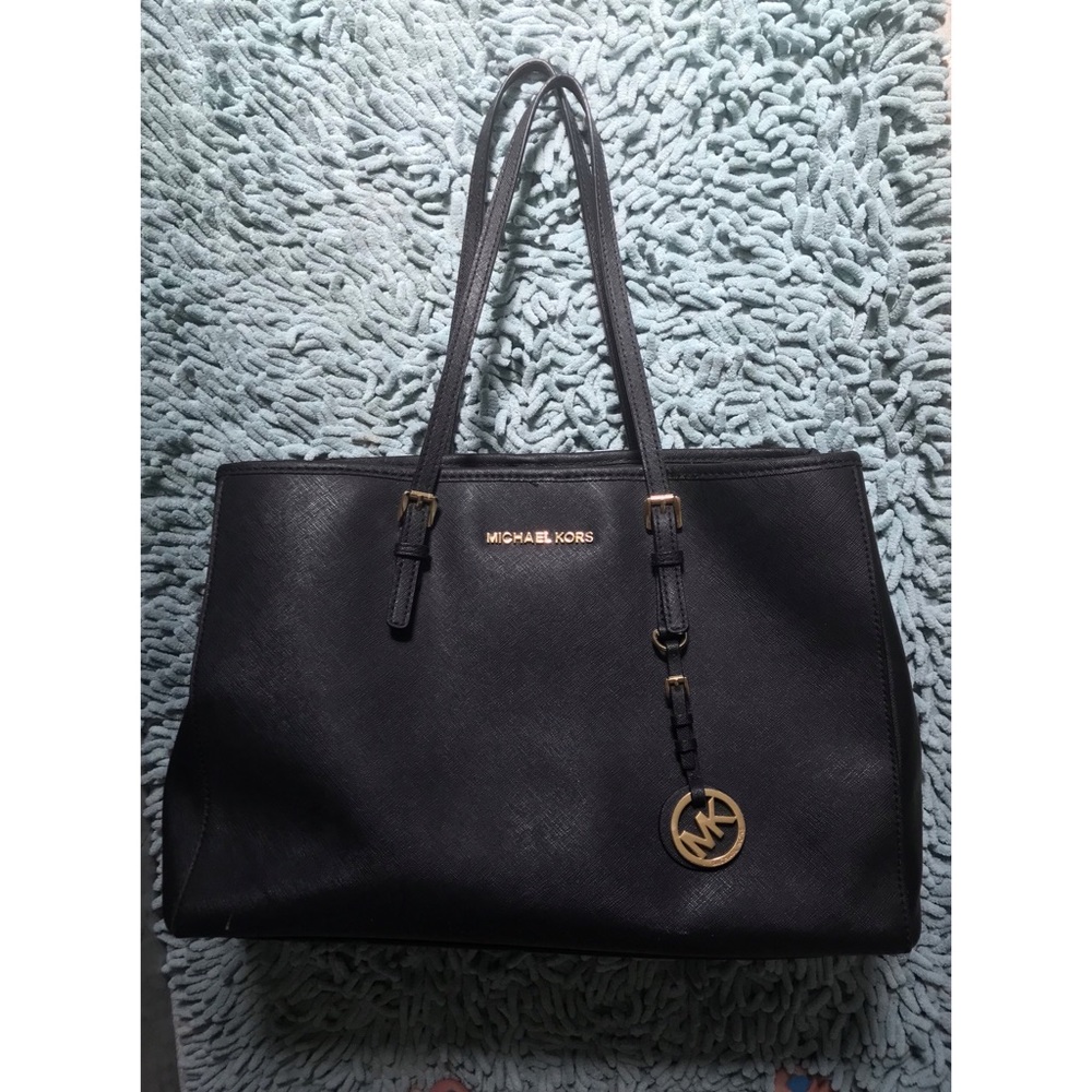 Michael Kor’s handbag